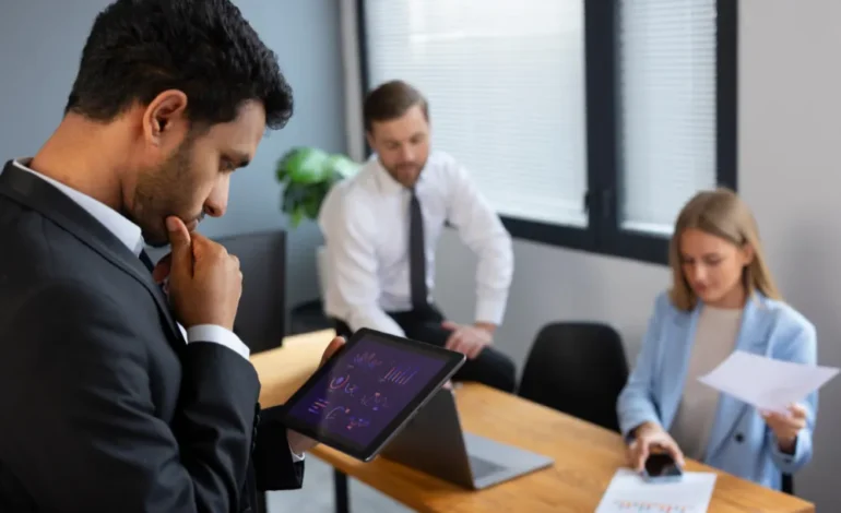 What Does a What Does a Chief Financial Officer (CFO) Do? (CFO) Do?