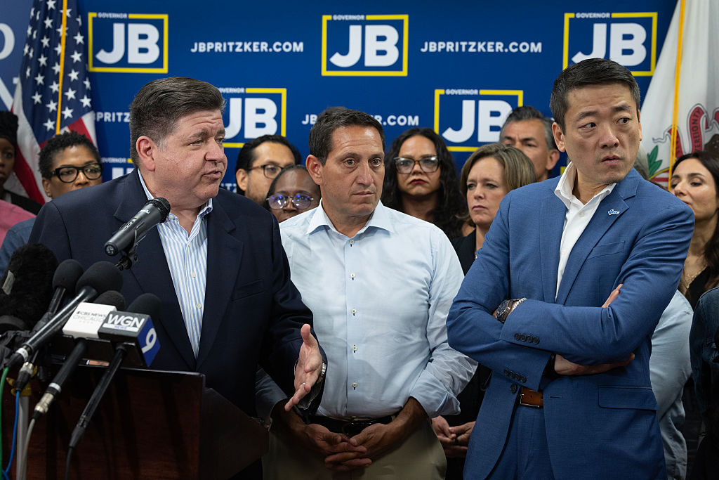 Texas Democrats seek to block redistricting vote by leaving state